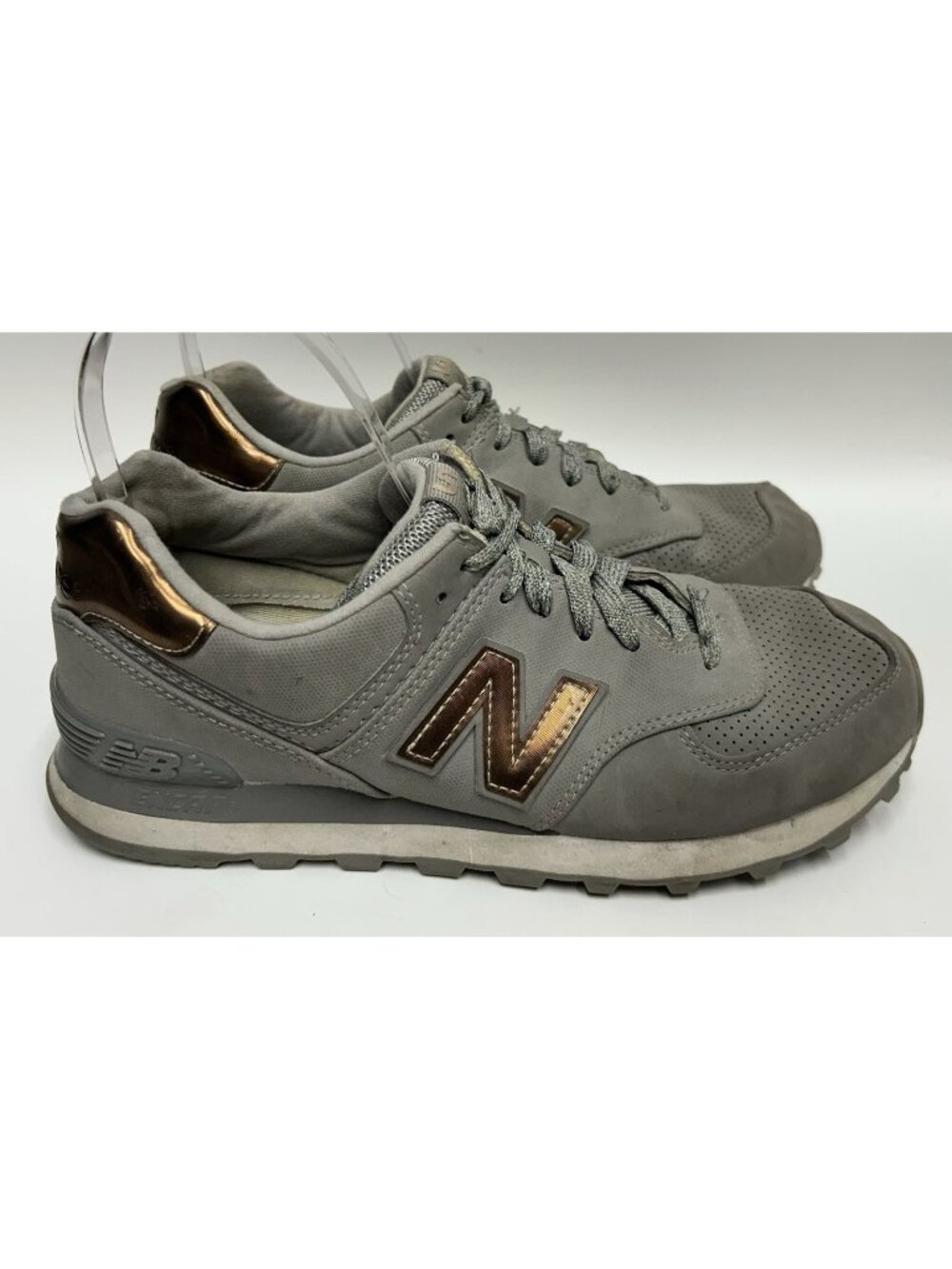 New Balance 574 Shoes Womens Size 8.5 Gray Bronze Cushioned WL574VJB Sneakers